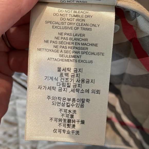 Burberry Brit Copford Quilted Jacket - Picture 14 of 16